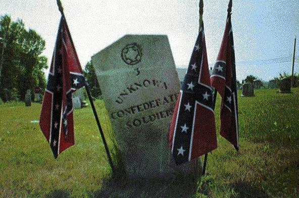 Closeup of headstone for 3 Unknown Confederate Solciers.